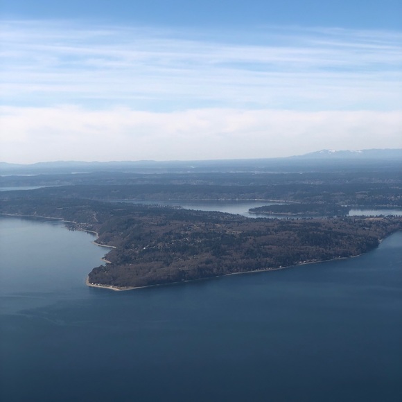 Meet your Posher, Courtney - Picture 1 of 1